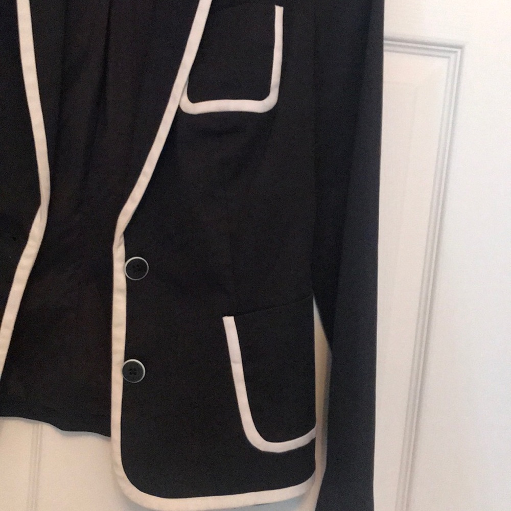 Express Blazer - Picture 3 of 6